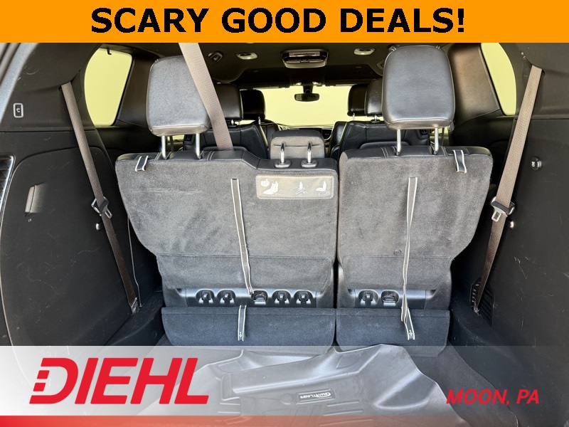 2018 Chrysler Pacifica Touring L photo 9