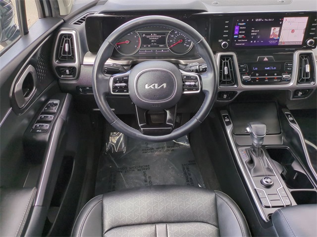 2023 Kia Sorento S photo 14