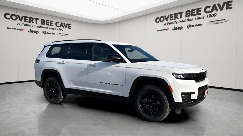 2025 Jeep Grand Cherokee L Altitude's photo