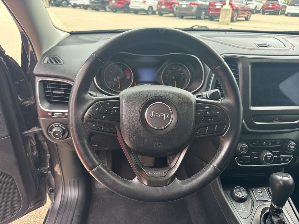 2020 Jeep Cherokee Trailhawk photo 10