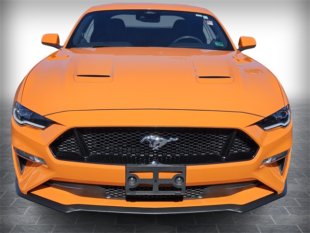 2021 Ford Mustang GT photo 2
