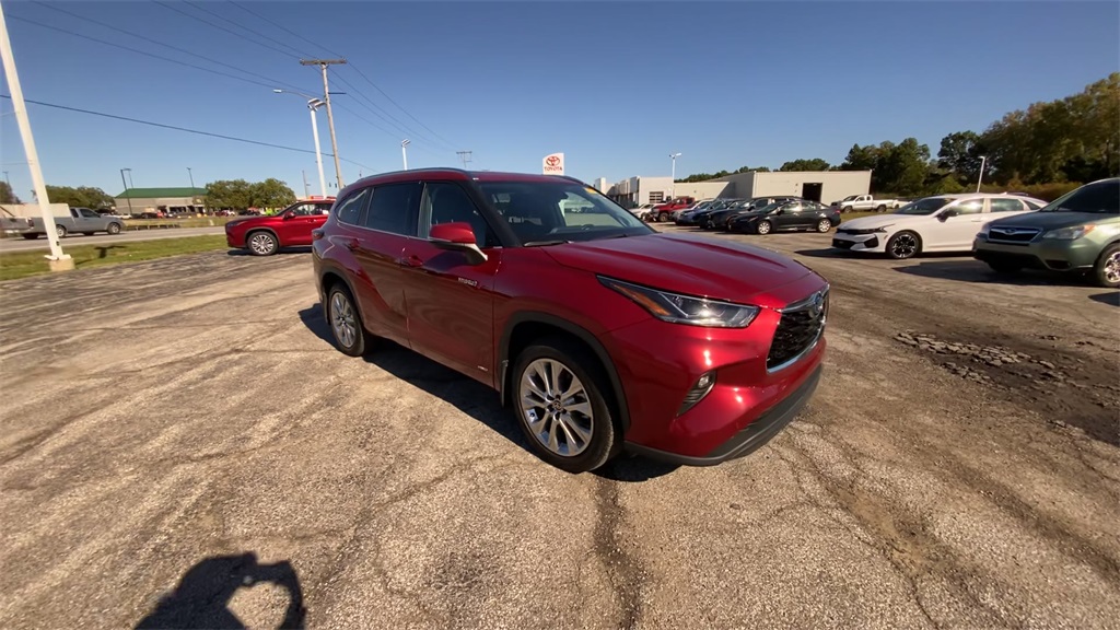 2021 Toyota Highlander Hybrid Limited photo 2