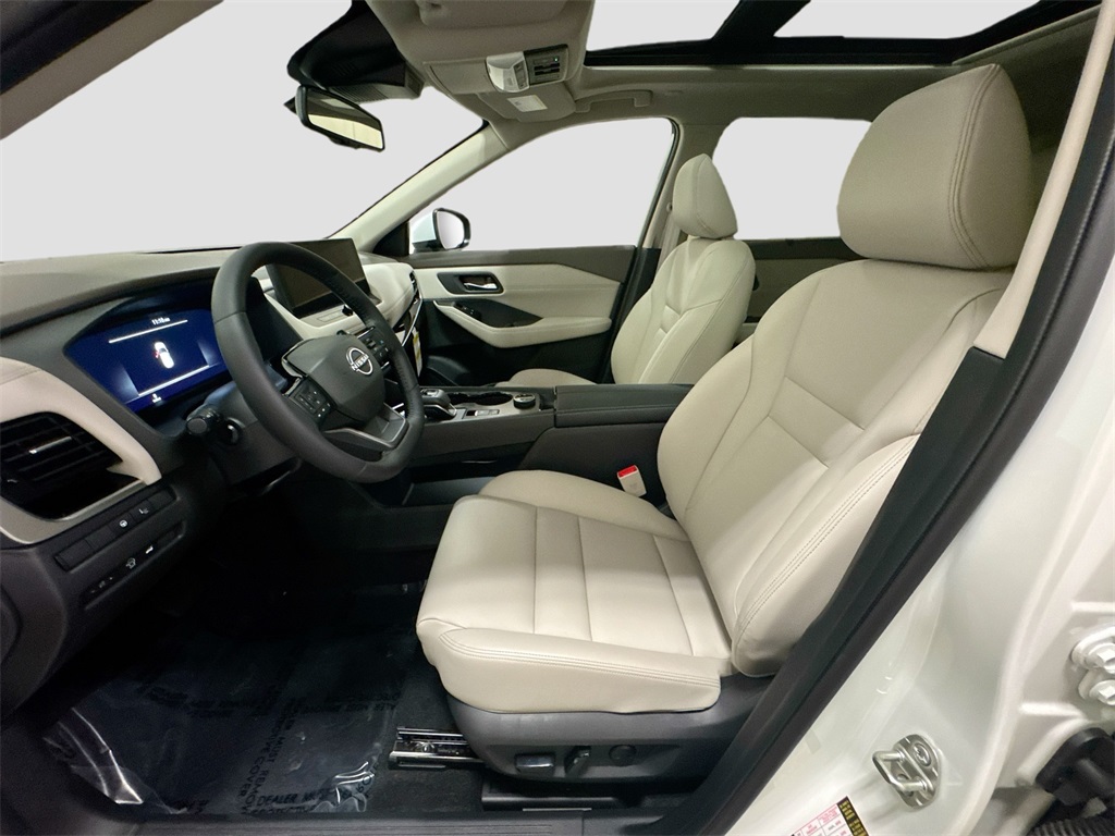 2025 Nissan Rogue SL photo 5