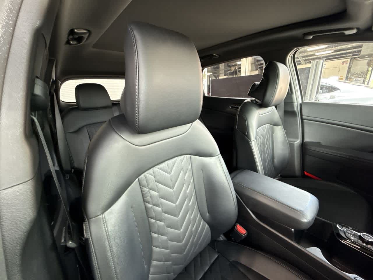 2024 Kia Sportage X-Line photo 25
