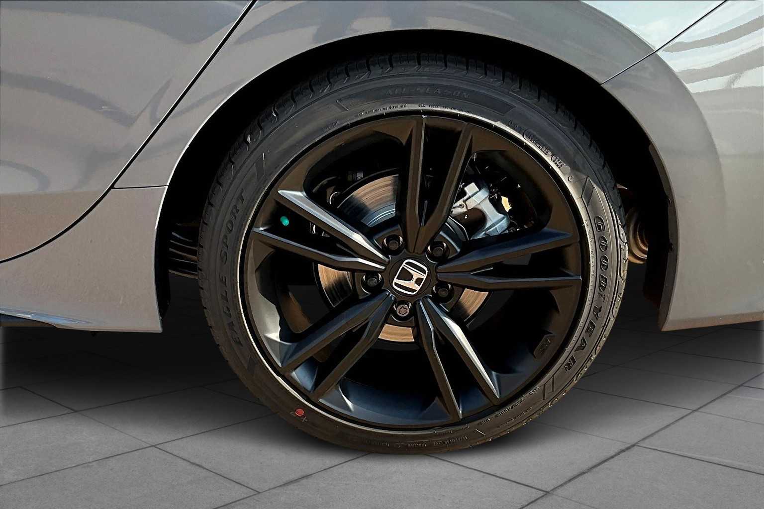 2026 Honda Civic Si photo 10