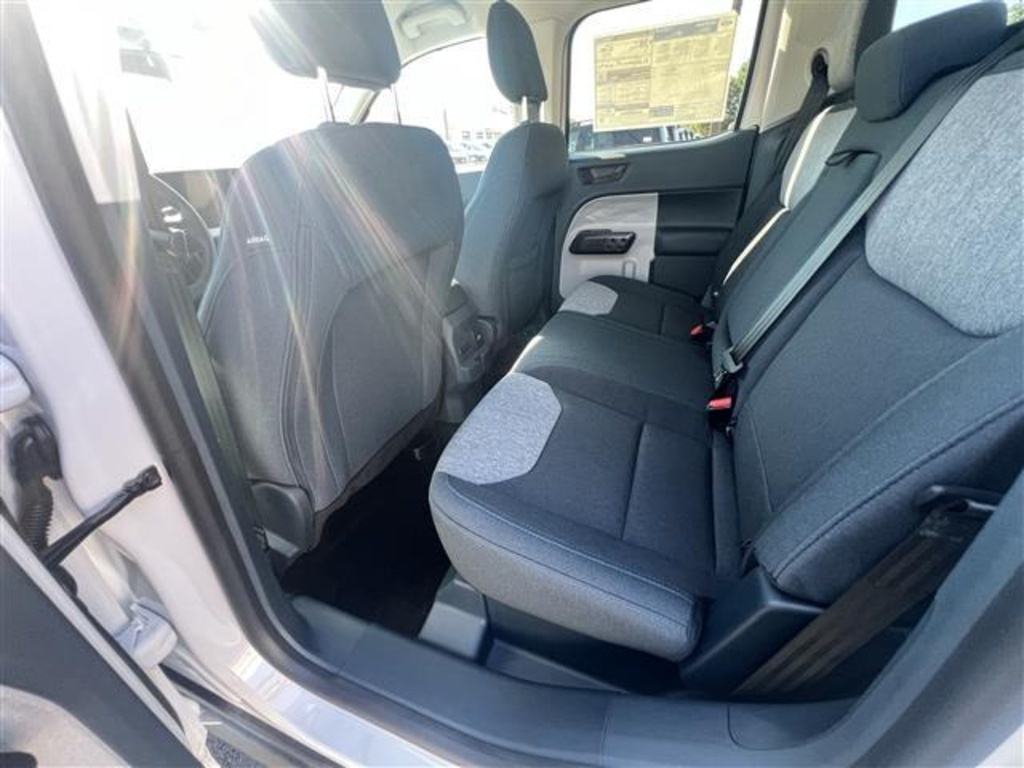 2025 Ford Maverick XLT photo 6