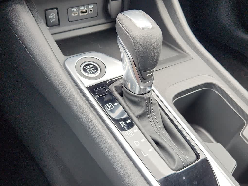 2024 Nissan Sentra SV photo 12