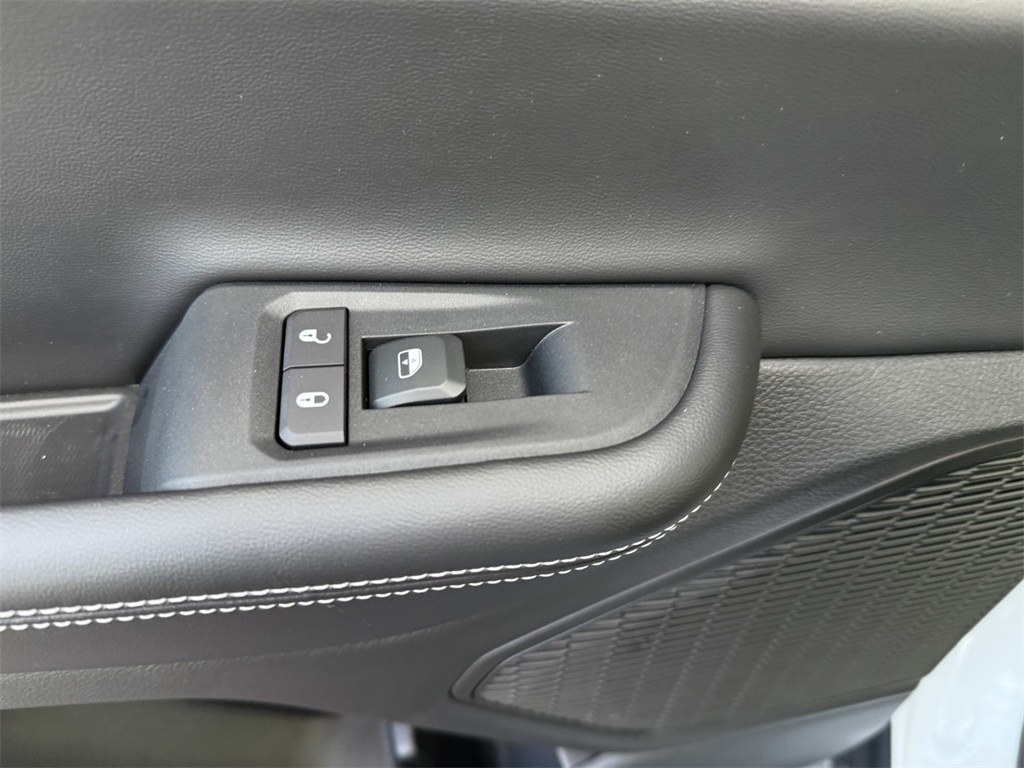 2025 Jeep Grand Cherokee Laredo photo 26