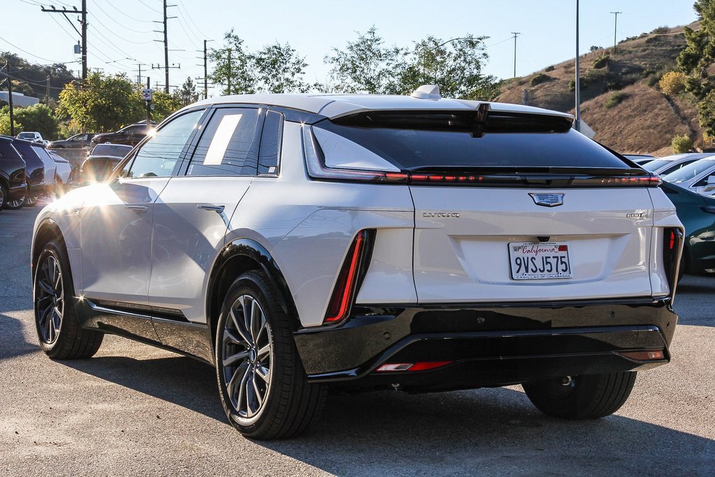 2025 Cadillac Lyriq Sport photo 4