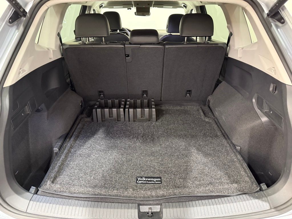 2024 Volkswagen Tiguan SE Wolfsburg Edition photo 11