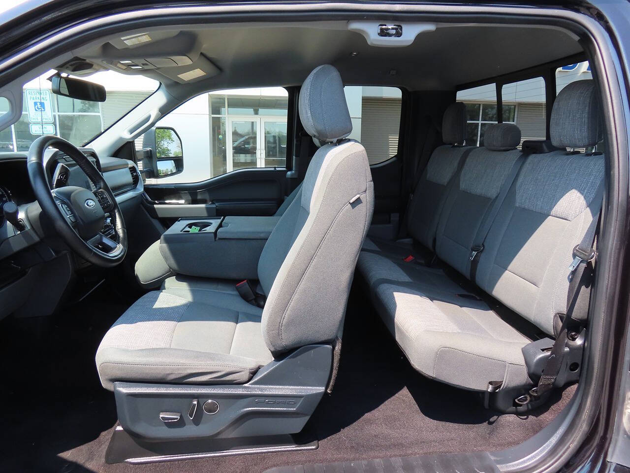2021 Ford F-150 XLT photo 8