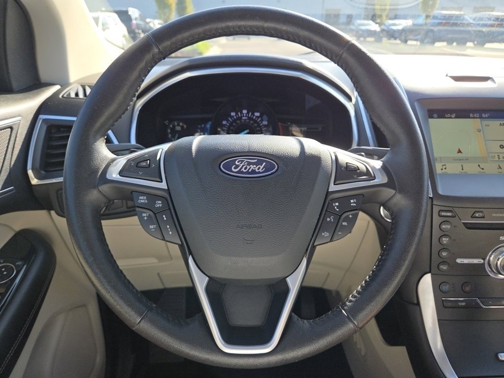 2018 Ford Edge Titanium photo 30