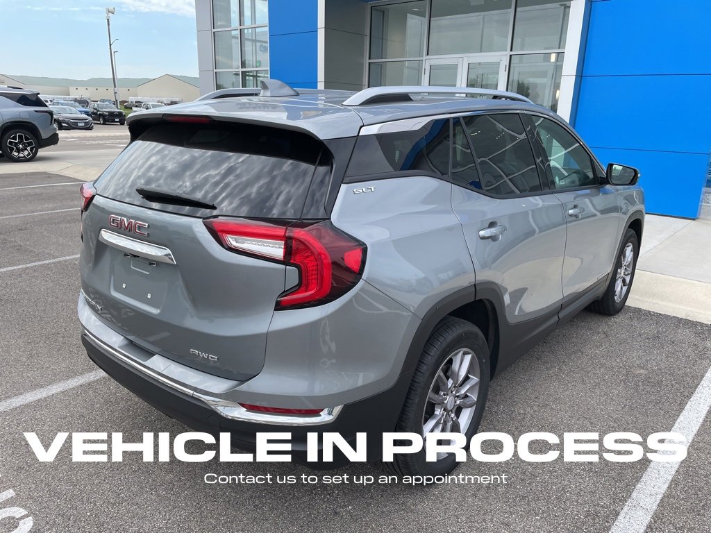 2024 Gmc Terrain SLT photo 3