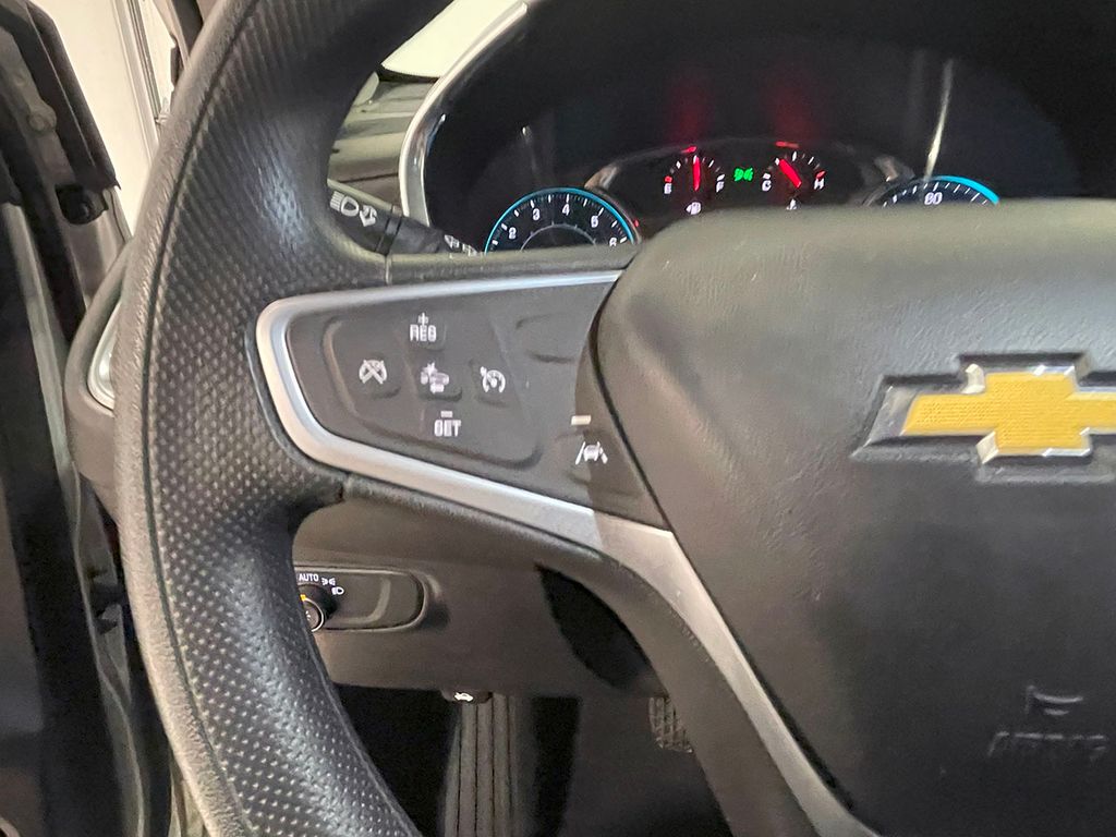 2022 Chevrolet Equinox LT photo 22