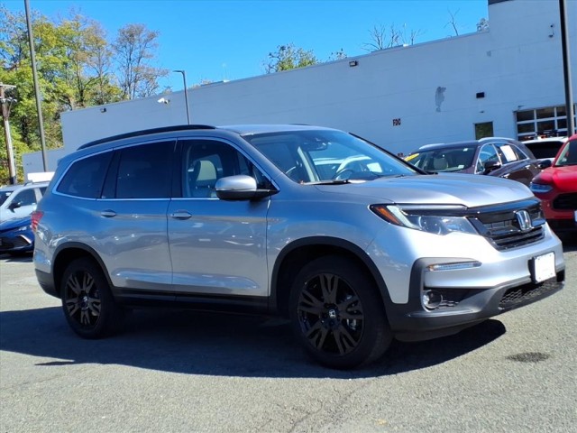 2022 Honda Pilot SE's photo