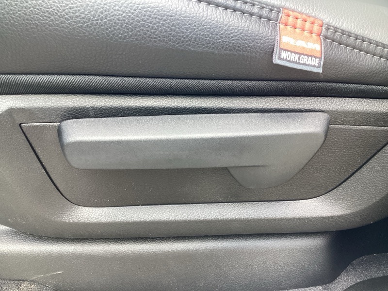 2026 Ram 2500 Tradesman photo 18