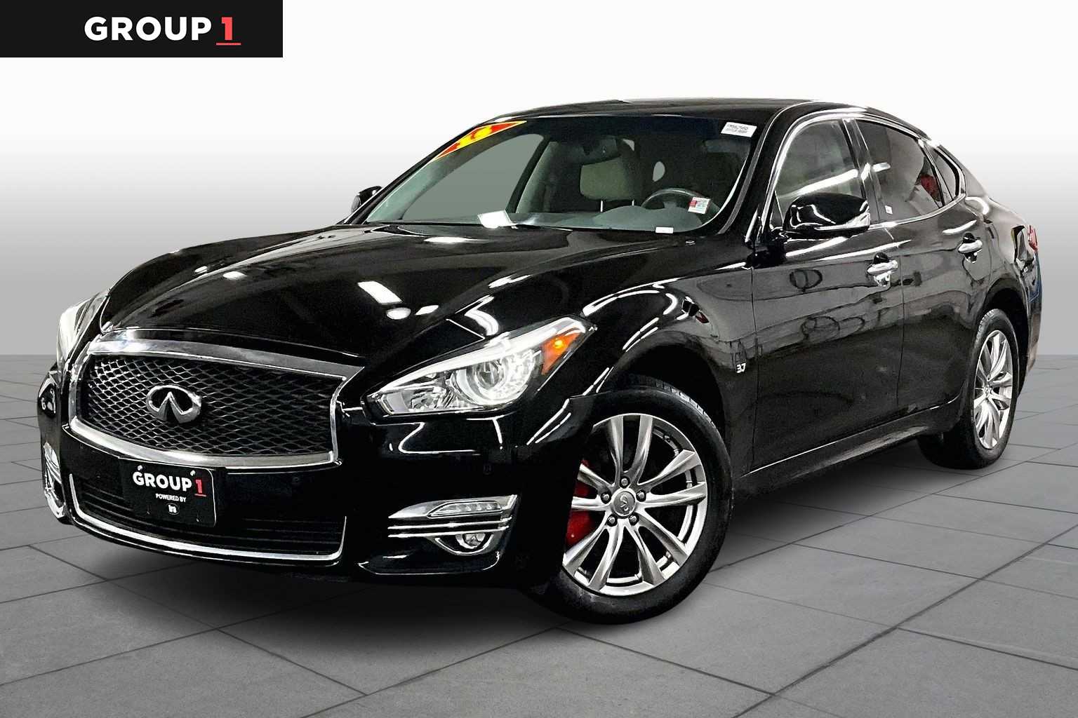 2015 INFINITI Q70 3.7