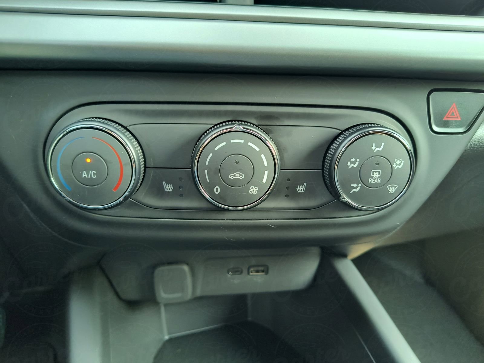 2025 Chevrolet Trax photo 15