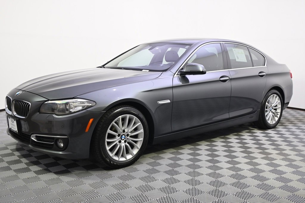 Used 2016 BMW 5 Series 528i with VIN WBA5A7C55GG149859 for sale in Minneapolis, Minnesota