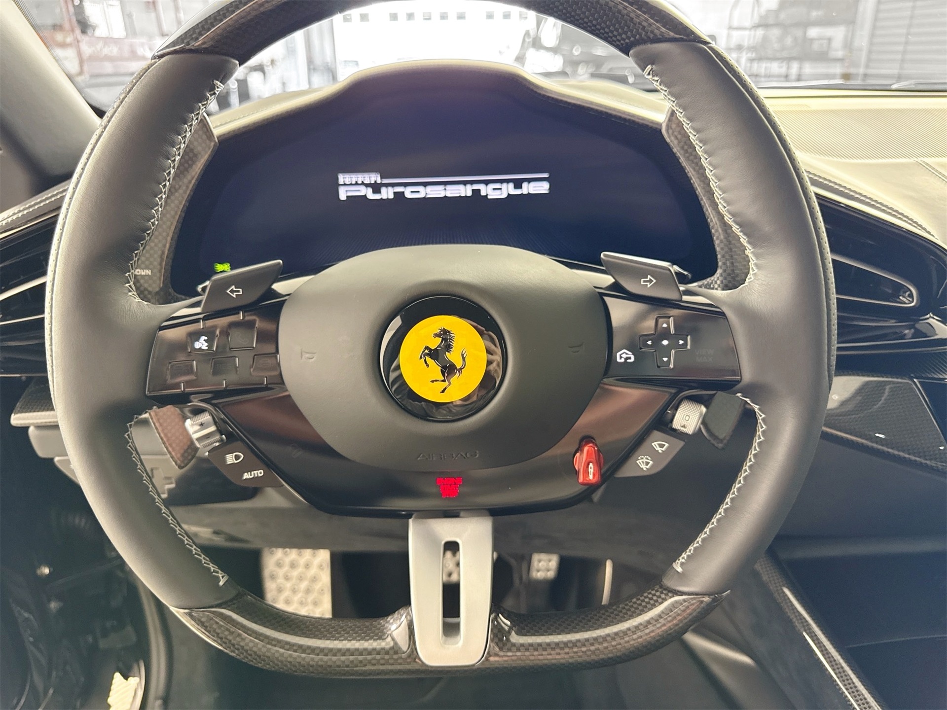 2025 Ferrari Purosangue Base photo 10