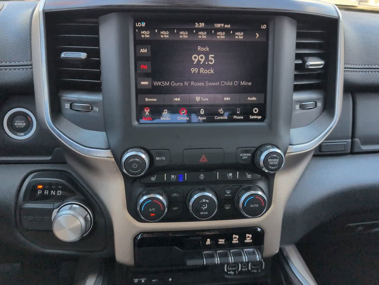 2019 Ram 1500 Laramie photo 13