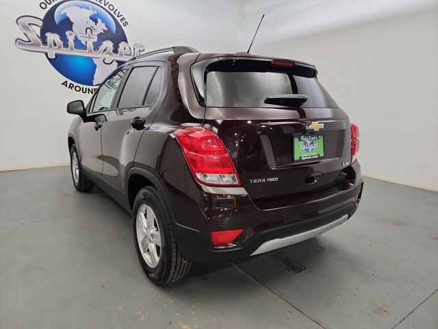 2022 Chevrolet Trax LT photo 3
