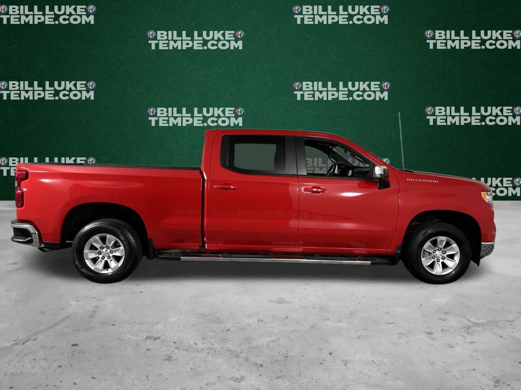 2024 Chevrolet Silverado 1500 LT1 photo 2