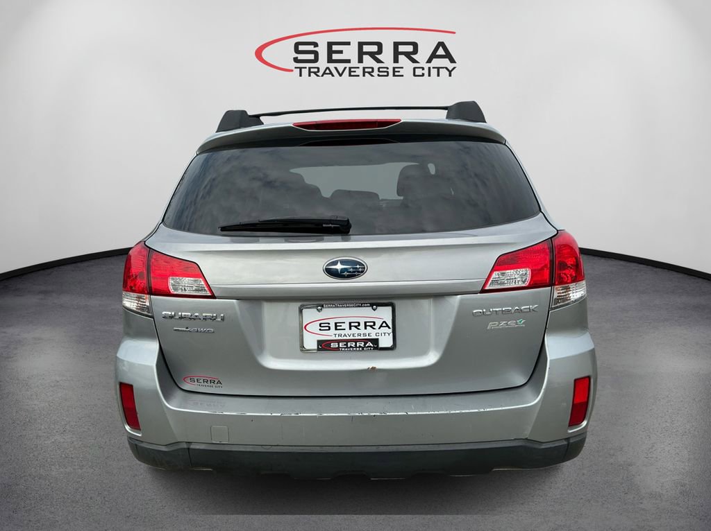2011 Subaru Outback 2.5i Premium photo 6