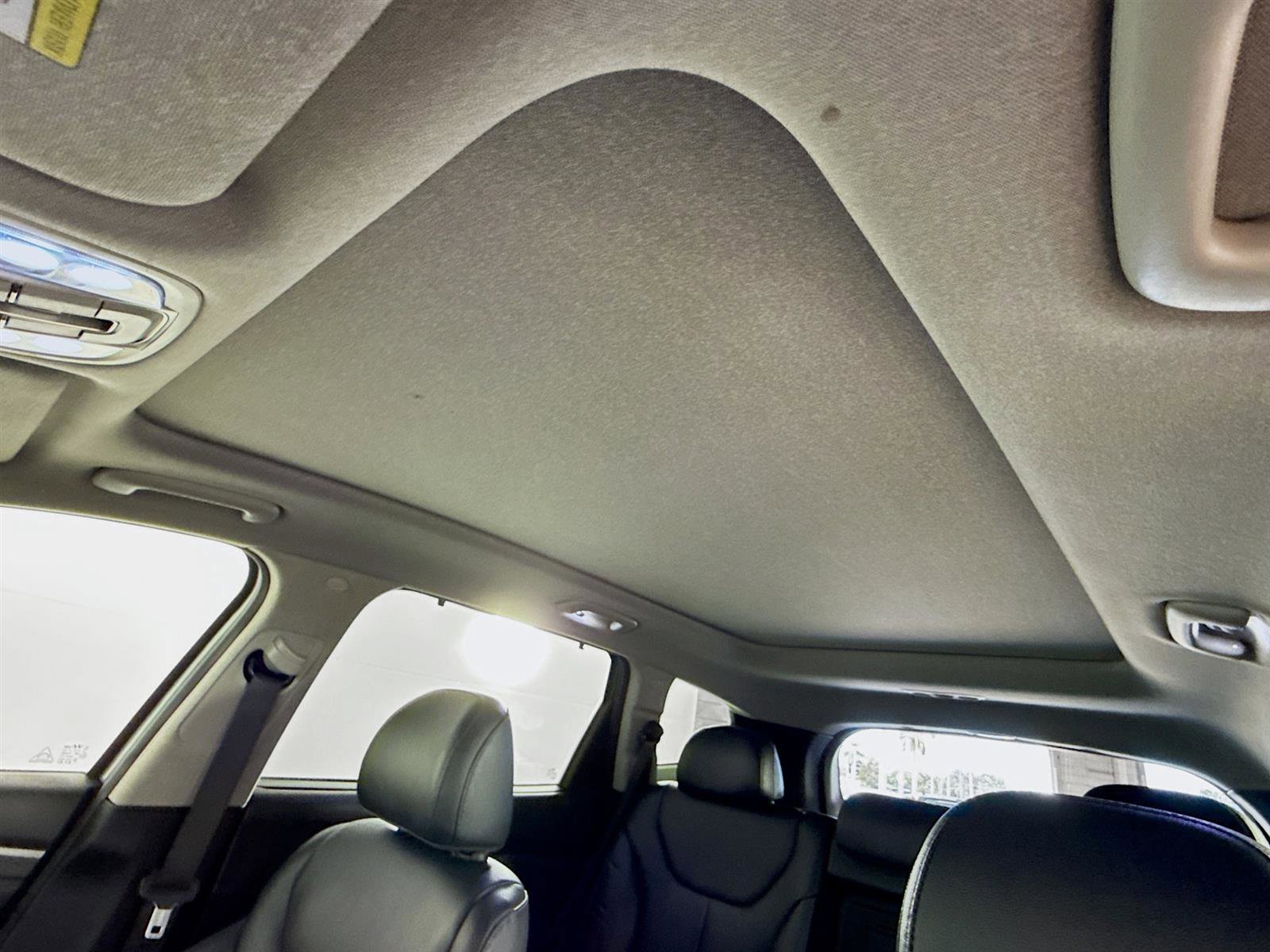 2019 Hyundai Santa Fe Limited photo 9