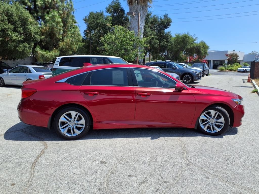 2018 Honda Accord LX photo 3