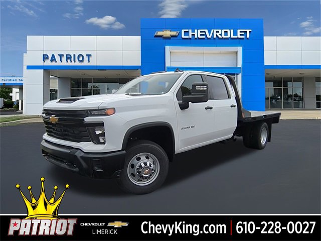 2025 Chevrolet Silverado 3500HD Work Truck's photo