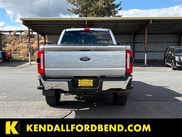 2023 Ford F-350 photo 4