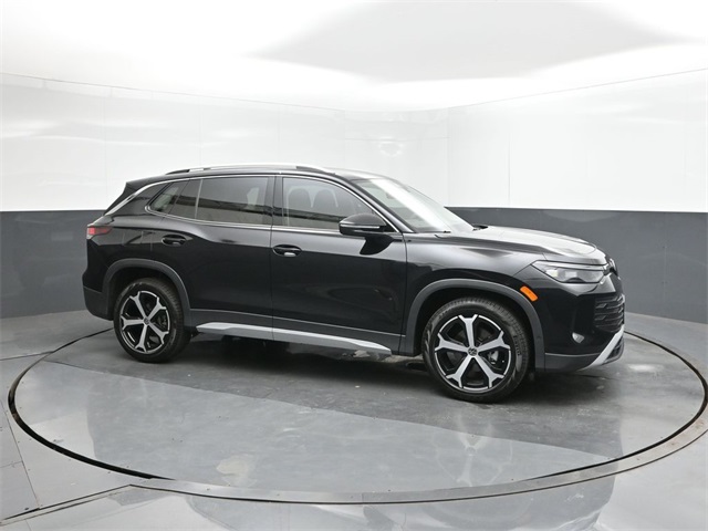 2025 Volkswagen Tiguan SE photo 17