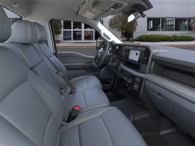 2025 Ford F-350 photo 11