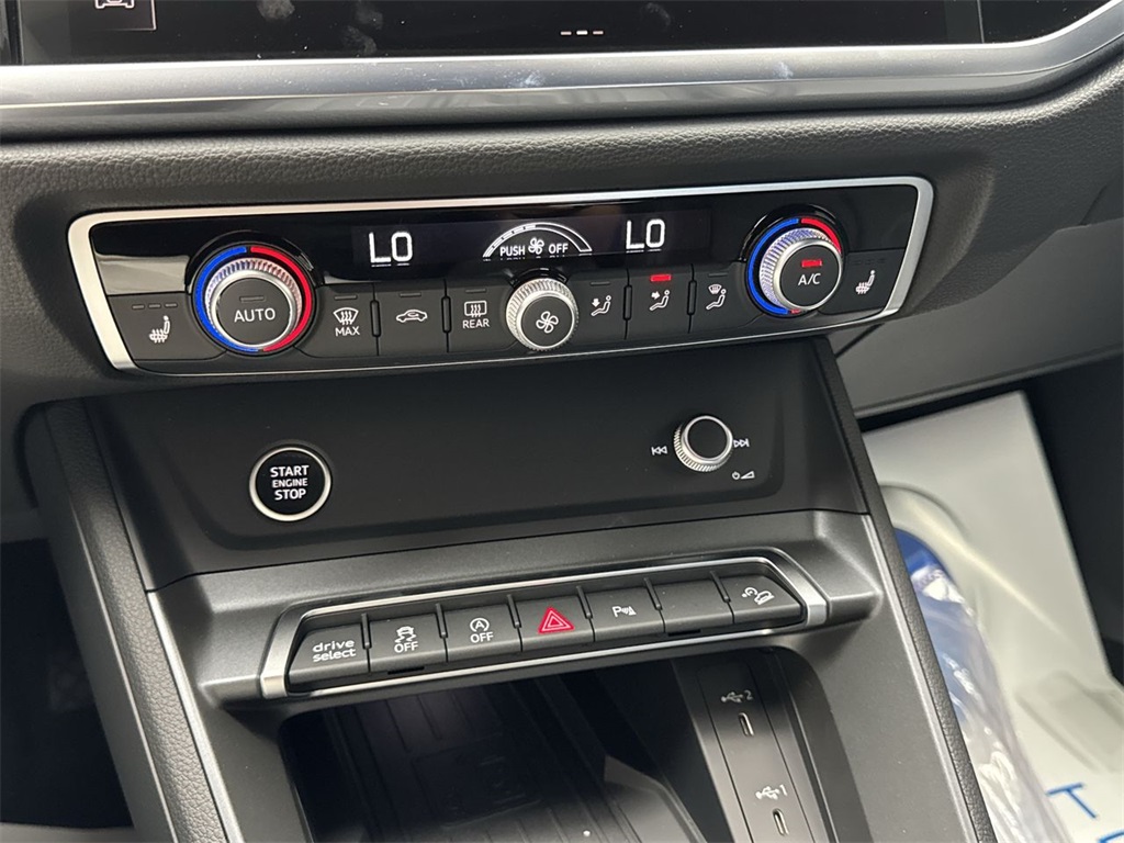 2025 Audi Q3 Premium S line photo 14
