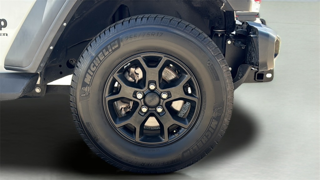 2022 Jeep Wrangler Willys photo 24