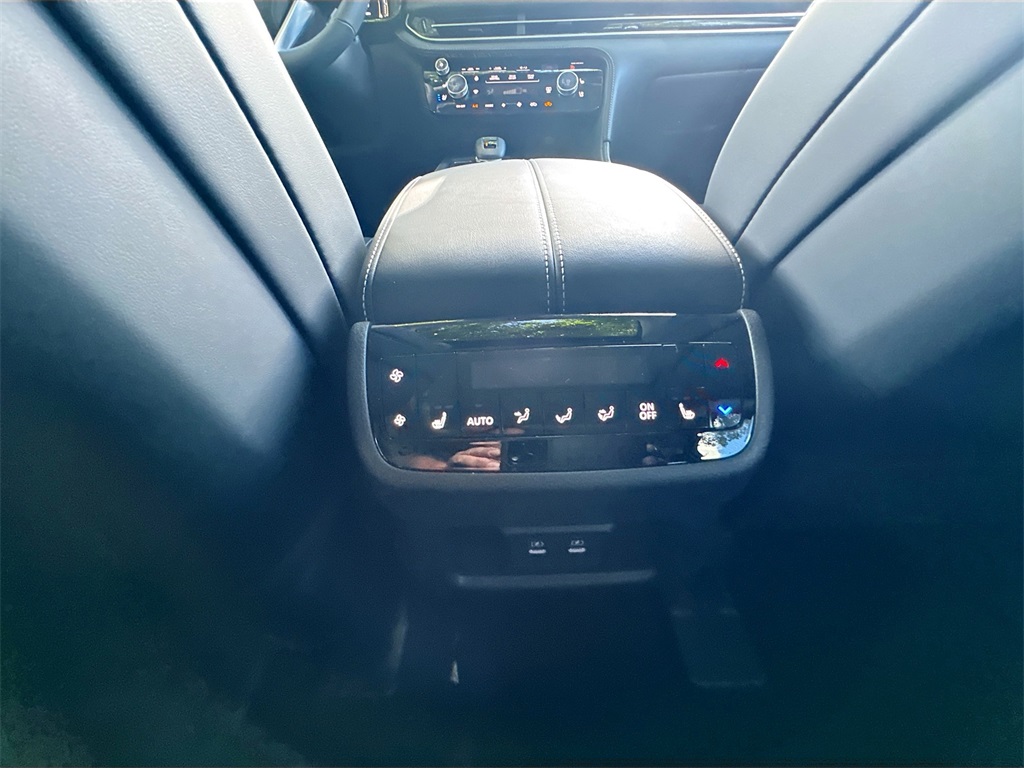 2026 Infiniti QX60 Luxe photo 26