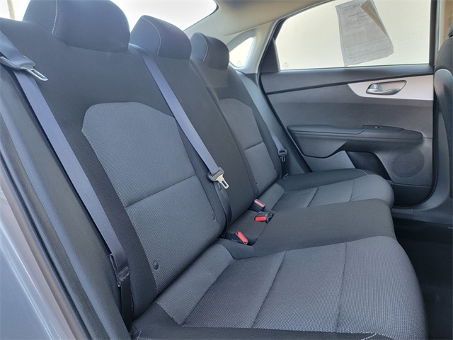 2023 Kia Forte LXS photo 17