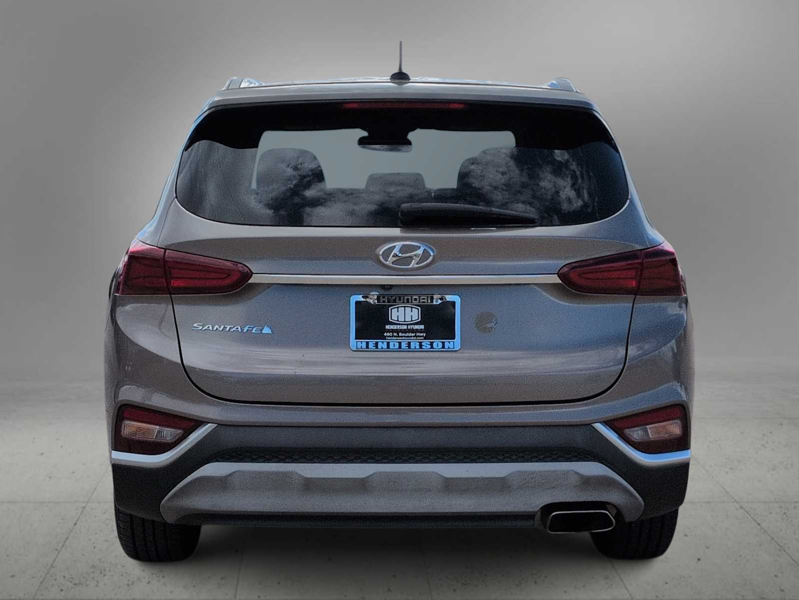 2019 Hyundai Santa Fe SE photo 4