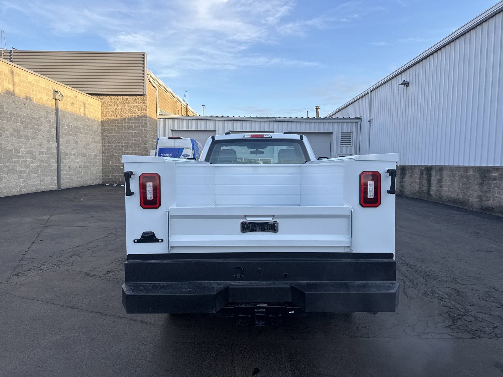 2025 Ford F-250 XL photo 3