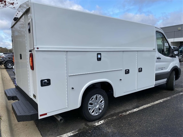 2024 Ford Transit photo 6