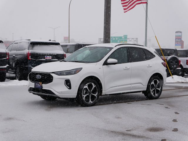 2023 Ford Escape ST-Line Elite's photo