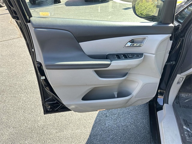 2014 Honda Odyssey EX-L photo 26