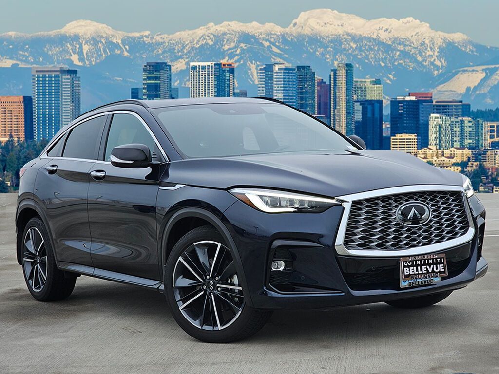 2023 INFINITI QX55 Essential's photo