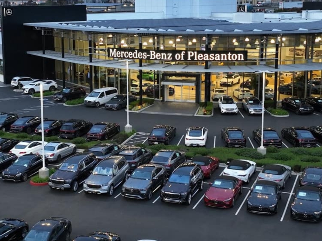 2012 Mercedes Benz C 250 photo 2