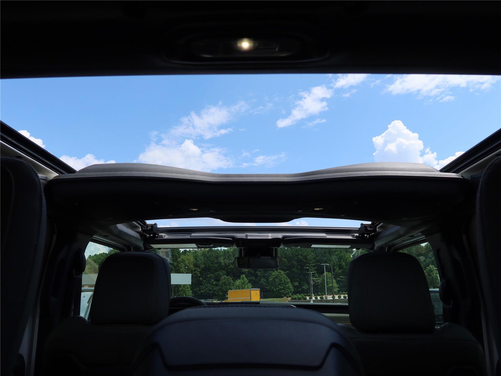 2024 Jeep Wrangler High Altitude photo 4