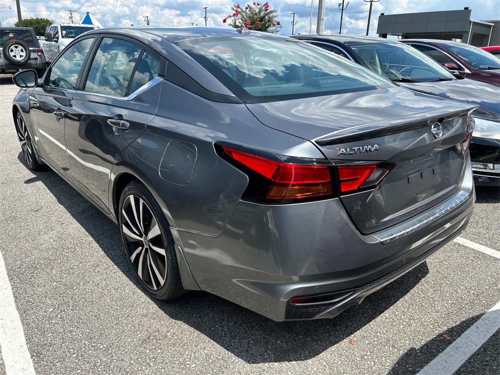 2022 Nissan Altima 2.5 SR photo 4