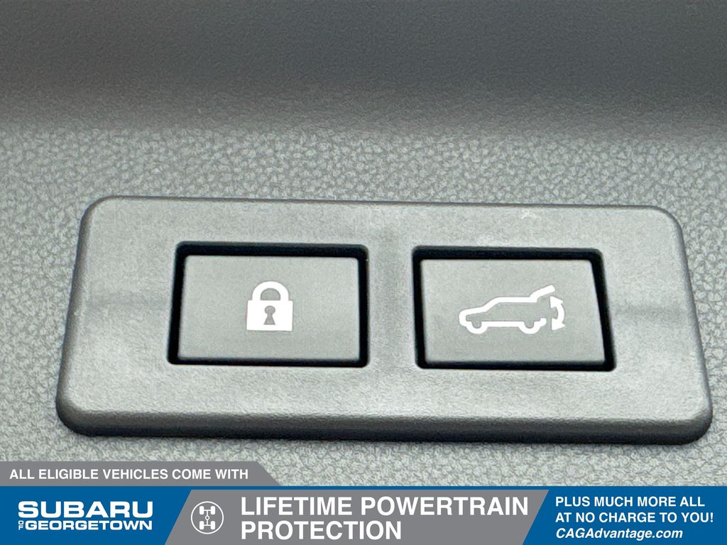 2025 Subaru Forester Limited photo 28
