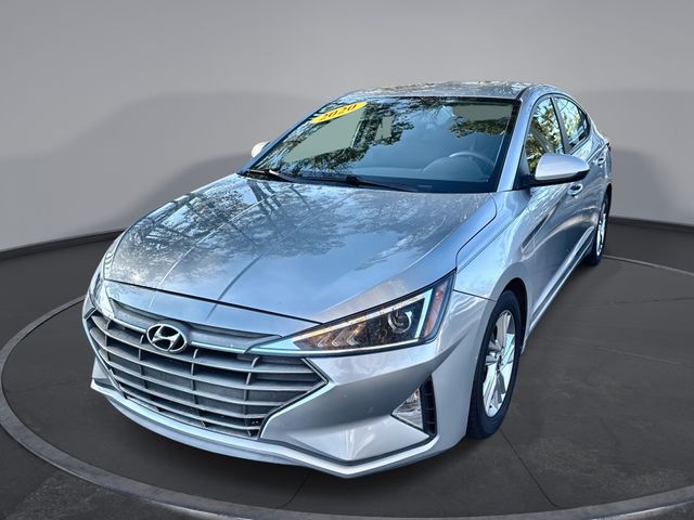 2020 Hyundai Elantra SEL's photo