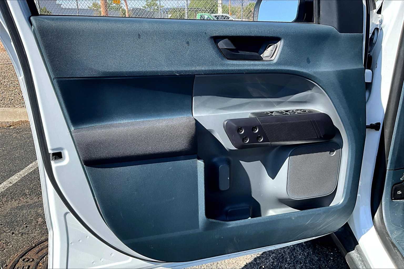 2023 Ford Maverick XL photo 18